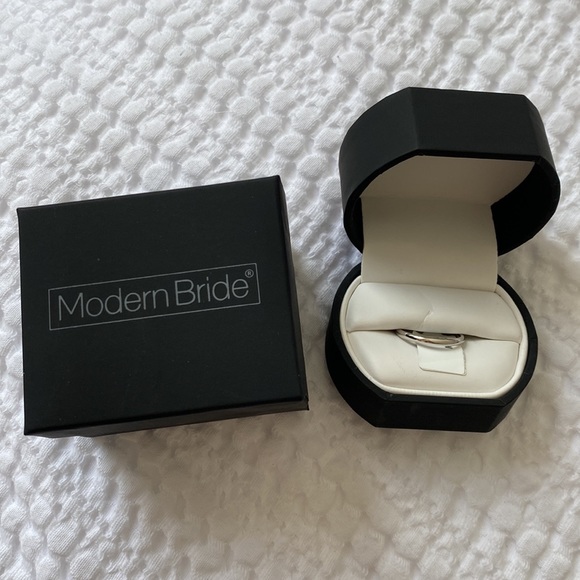 10k WG ring - Picture 2 of 2